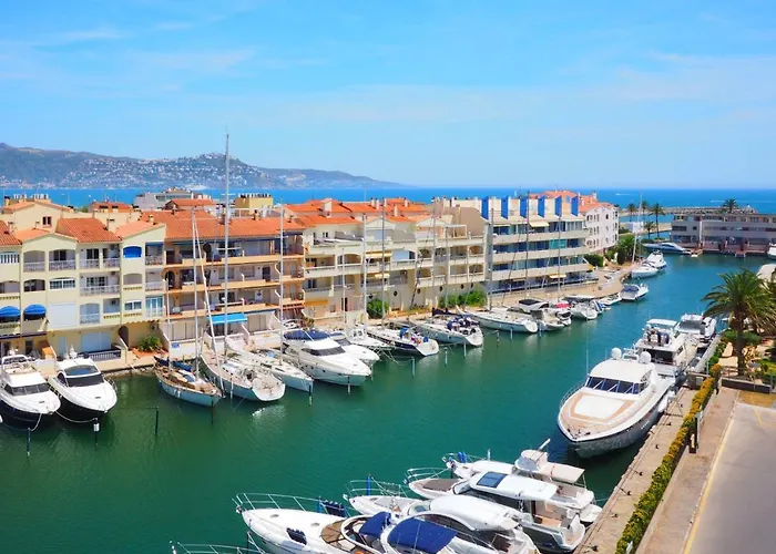 Caballito De Mar By Interhome Empuriabrava